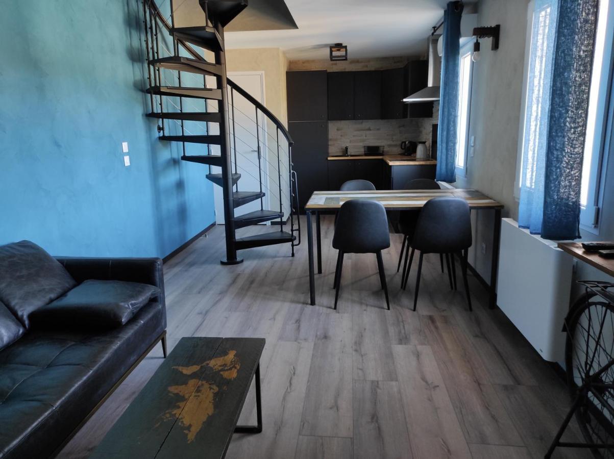 Apparts'Hotel La Ferme Du Gros Noyer Malaucène Εξωτερικό φωτογραφία